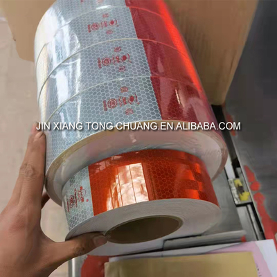 Foton Aumark Kunststoff-Honeybomb-reflektierende Verkehrsaufkleber für Verkehrssicherheitszeichen